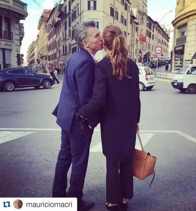 甩身價30億豪門，又嫁130億「最帥總統」35歲離過婚，還帶著孩子的她憑什麼？