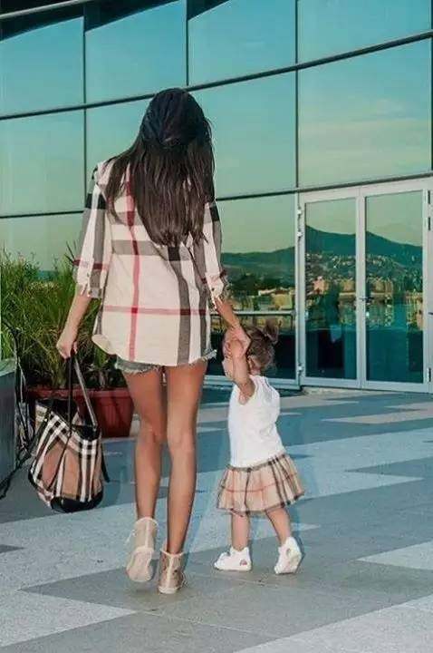 這輩子最慶倖的就是，我有一個女兒，希望我女兒一直平安快樂健康，有女兒的媽媽認同嗎？