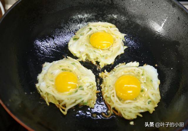 一個馬鈴薯「三個雞蛋」10分鐘做100分的早餐