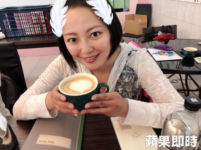 傅天穎失婚6年「職訓謀生」力拚咖啡師！曾「變賣房產」養母親兒子：我真的需要收入養他們