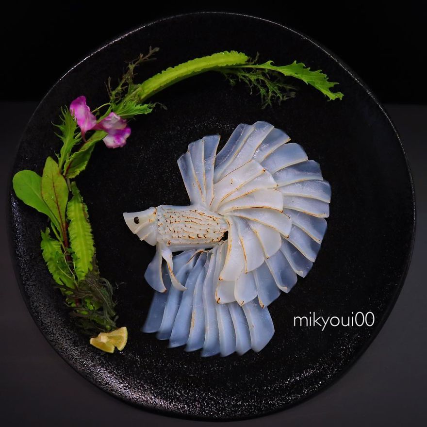 日本爸爸為哄兒子吃飯「把生魚片變成夢幻畫作」！看到神話中「史詩級巨龍」30萬人讚爆：捨不得吃