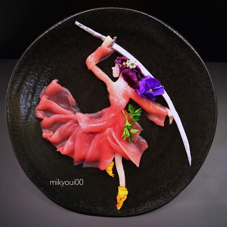 日本爸爸為哄兒子吃飯「把生魚片變成夢幻畫作」！看到神話中「史詩級巨龍」30萬人讚爆：捨不得吃