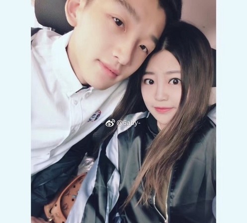 100kg厚片女友嫁了！帥氣鮮肉哽咽求婚「最好的都給妳」　曝光婚紗照羞喊「我們一家3口」甜炸❤️