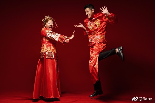 100kg厚片女友嫁了！帥氣鮮肉哽咽求婚「最好的都給妳」　曝光婚紗照羞喊「我們一家3口」甜炸❤️