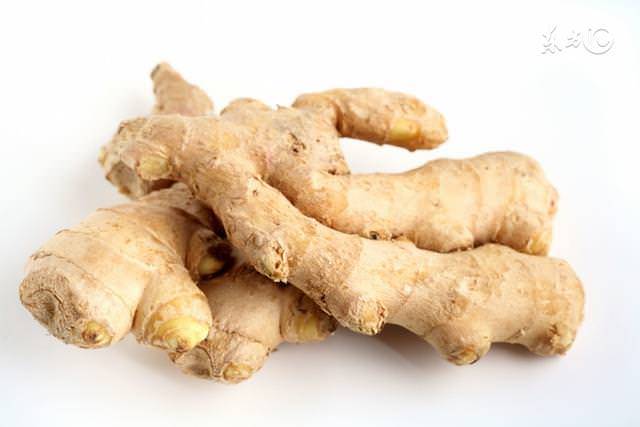 換季不易感冒了！堅持喝［薑棗茶］除濕氣「去水腫減肥胖」一個月排淨體內濕氣「臉色更紅潤」