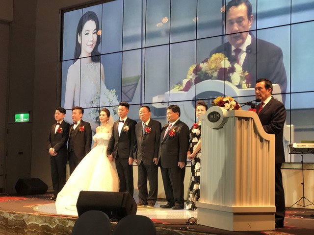 席開163桌！顏清標二兒子婚宴「4賓士、2勞斯萊斯」迎娶媳婦　馬英九證婚「談到政治全場變臉」