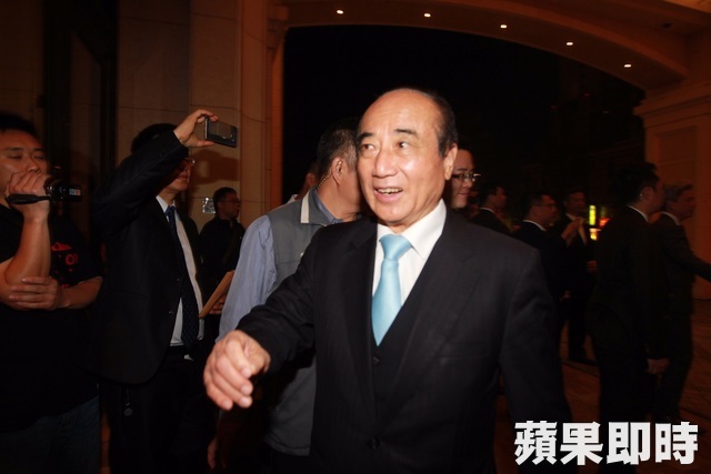 席開163桌！顏清標二兒子婚宴「4賓士、2勞斯萊斯」迎娶媳婦　馬英九證婚「談到政治全場變臉」