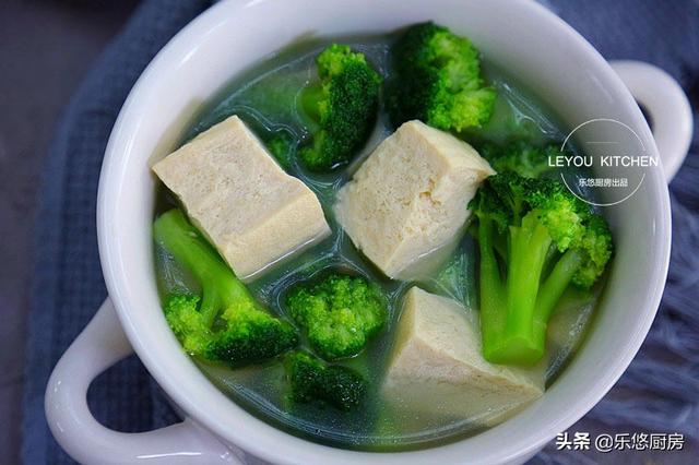  填飽肚子還不會長胖！3月減肥常吃這道「清淡減脂的瘦身餐」大肚腩慢慢變小