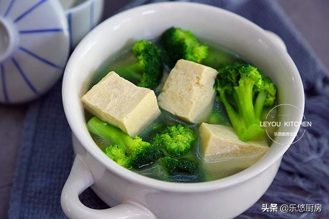  填飽肚子還不會長胖！3月減肥常吃這道「清淡減脂的瘦身餐」大肚腩慢慢變小
