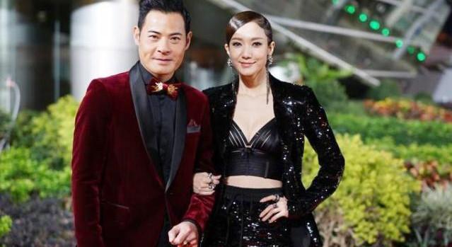 他苦撐26年熬出頭！為圈外妻霸氣擋媒體「有事衝我來」相愛28年「老婆是支柱」：她讓我義無反顧