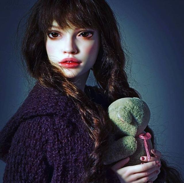 火爆ins的俄羅斯手工女!她製作的洋娃娃顏值碾壓好萊塢頂級美女,「衣服穿搭」更是全網爆讃!