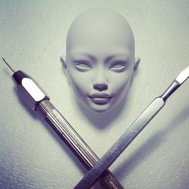 火爆ins的俄羅斯手工女!她製作的洋娃娃顏值碾壓好萊塢頂級美女,「衣服穿搭」更是全網爆讃!