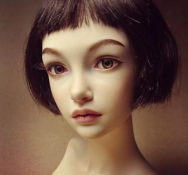 火爆ins的俄羅斯手工女!她製作的洋娃娃顏值碾壓好萊塢頂級美女,「衣服穿搭」更是全網爆讃!