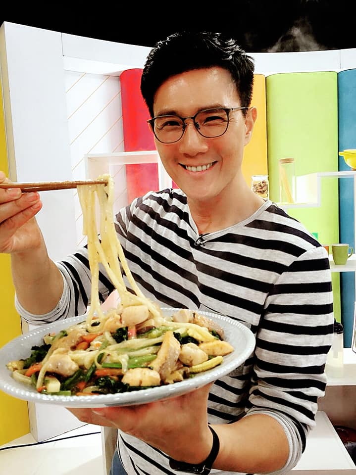 從浪子轉性變好爸爸！ 蔣偉文妻靠「溫水煮青蛙」馭夫  曾是料理白癡「因老婆一句話」成型男主廚