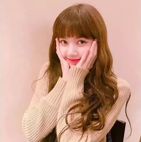 力壓周子瑜、石原里美，登頂亞太區最美Top1， 被稱為「人間芭比」的她究竟有多迷人？