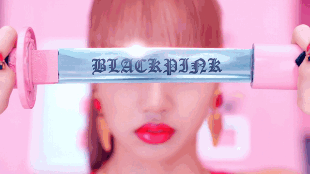 力壓周子瑜、石原里美，登頂亞太區最美Top1， 被稱為「人間芭比」的她究竟有多迷人？