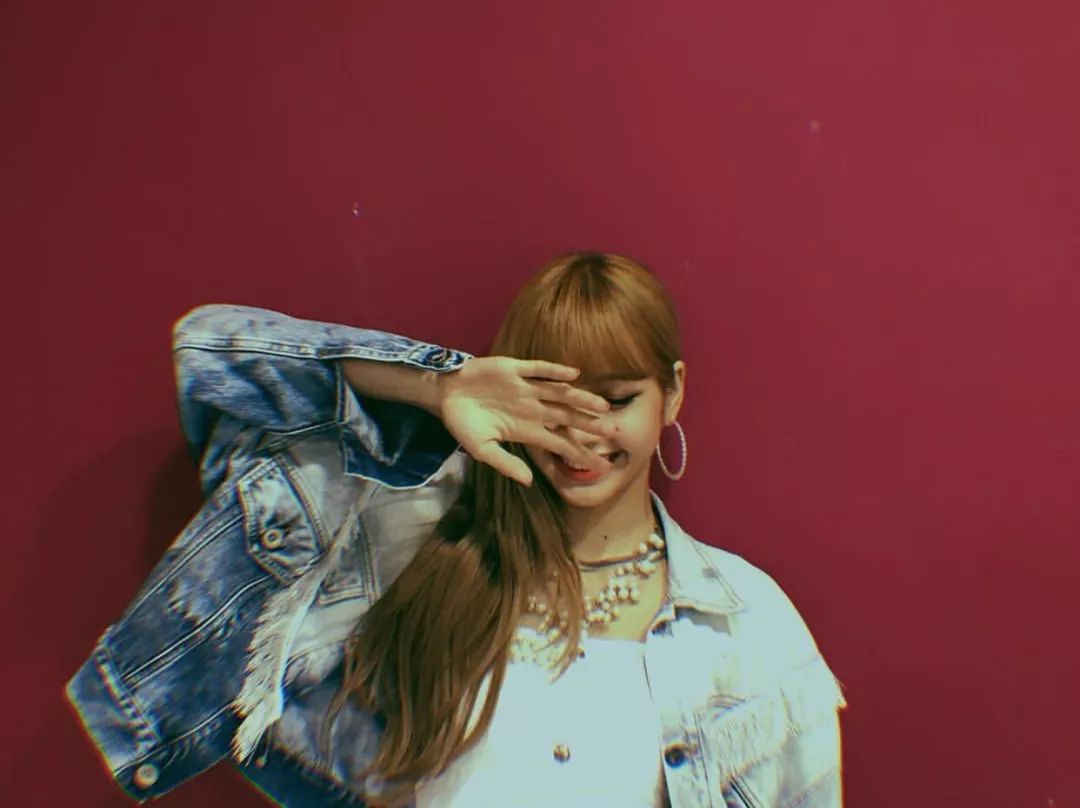 力壓周子瑜、石原里美，登頂亞太區最美Top1， 被稱為「人間芭比」的她究竟有多迷人？