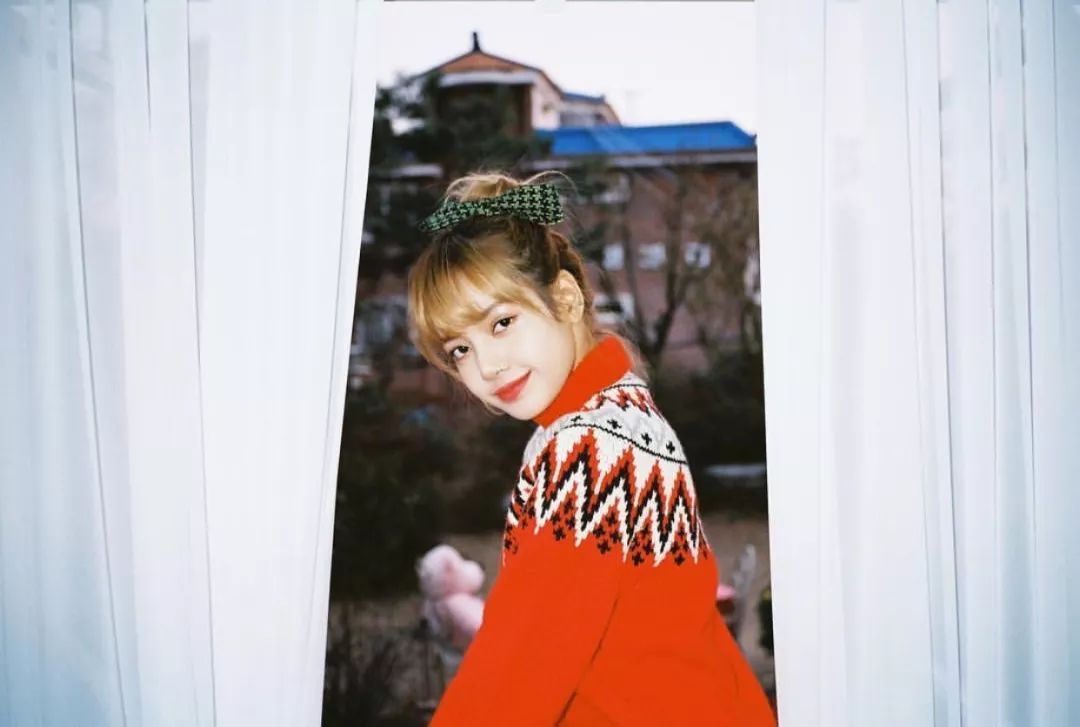 力壓周子瑜、石原里美，登頂亞太區最美Top1， 被稱為「人間芭比」的她究竟有多迷人？