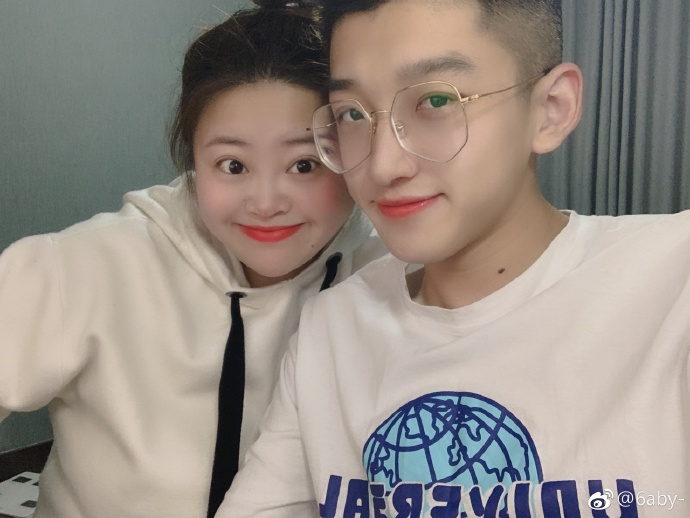 轟動全國的愛情！100kg厚片女友「公開激瘦舊照」　交往前「42kg鵝蛋臉大眼妹」老公喊：第一眼就愛上她