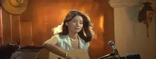 她貌美如林青霞…曾讓台北黑幫「願意金盆洗手」 拍戲遇難後重生成勵志女神