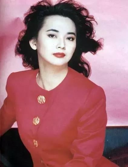 她貌美如林青霞…曾讓台北黑幫「願意金盆洗手」 拍戲遇難後重生成勵志女神