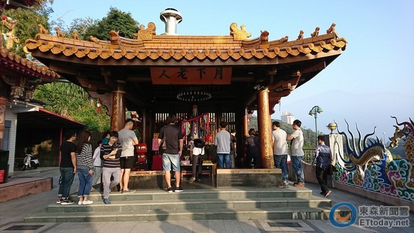 史上最強月老廟！她求助月老：幫我斬掉爛桃花吧　才過5天「5段姻緣接連找上門」 驚呆：缺伴的快去拜