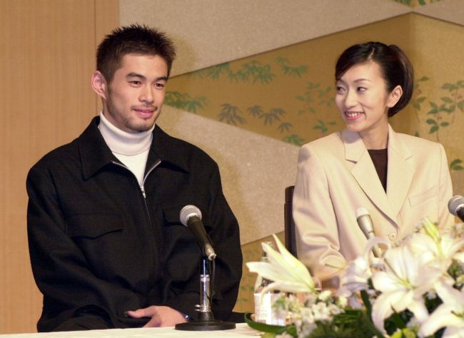 鈴木一朗背後的偉大女人！「大8歲超凍齡」網盛讚 婚後告別主播台多年來為夫「做2800個飯糰」