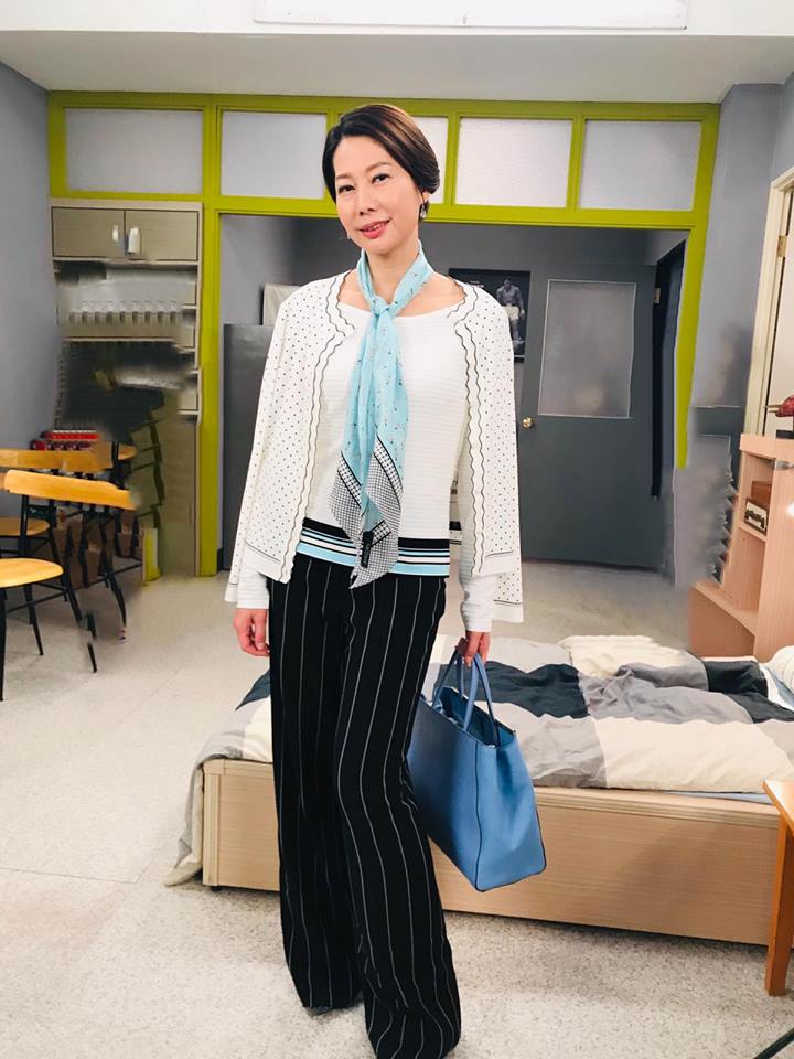 丁寧小兒子住院她熬夜照顧…一早趕拍戲「遇上驚險意外」 自曝「每天都很焦慮」：我對不起家人