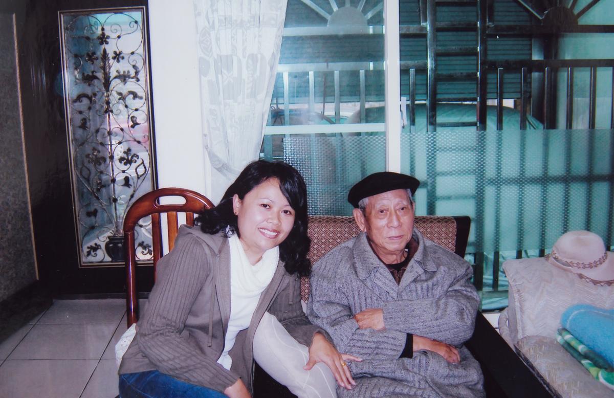 郎祖筠失智父參觀養護中心…絕望嘆「妳不要我了」惹淚崩!走過「長者照顧」她體悟:提早為自己打算