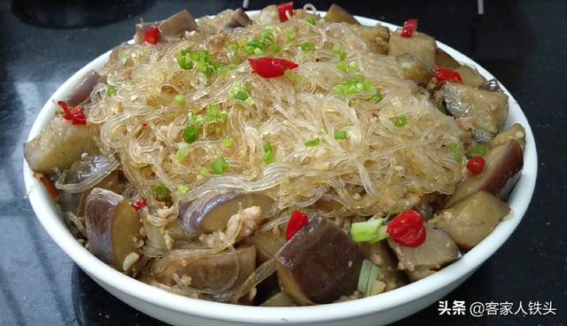 茄子新吃法！簡單切一切，出鍋一人能吃兩大碗