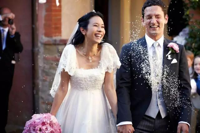 莫文蔚41歲嫁給初戀，花了16年找回真命天子　「真正愛你的人，即使錯過了也會回到你身邊」