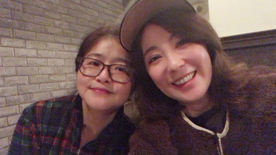 黃雅珉為前夫還3千萬！離婚坦言「他根本不愛我」借精生子「18歲帥兒出道」：願你突破萬難