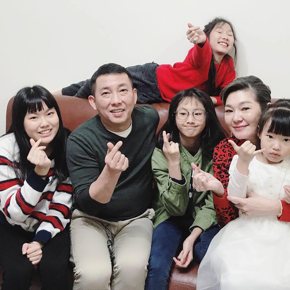 屈中恆老婆曝「當年差點鬧到離婚」天天以淚洗面　他「再平常不過的話」讓彼此相愛20年