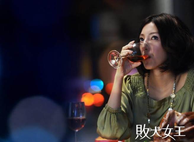 總有那麼一瞬間突然想哭…如果你看懂了，證明你真的受傷了！