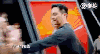 陳小春與應采兒：「怕老婆的男人，才是真愛！」比起面子，他更重視感情