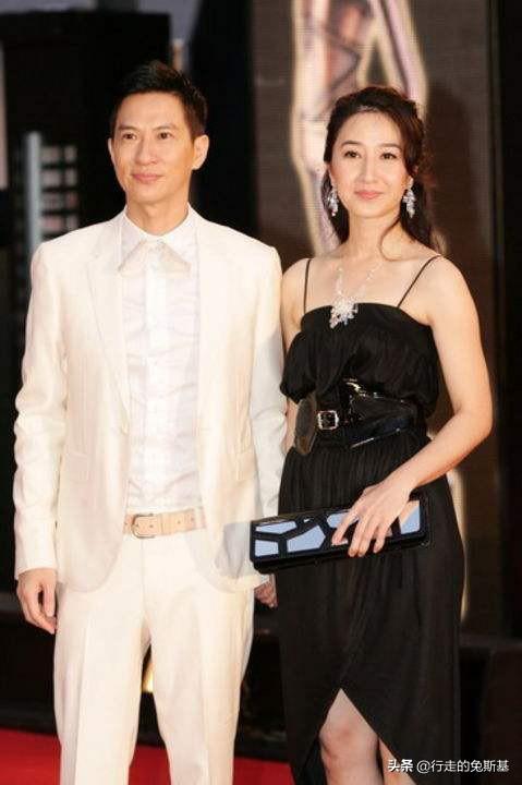 張家輝「買1.3億半山豪宅疼妻女」私下卻簡樸吃小攤！賢妻當紅息影「甘願成主婦」女兒超優秀