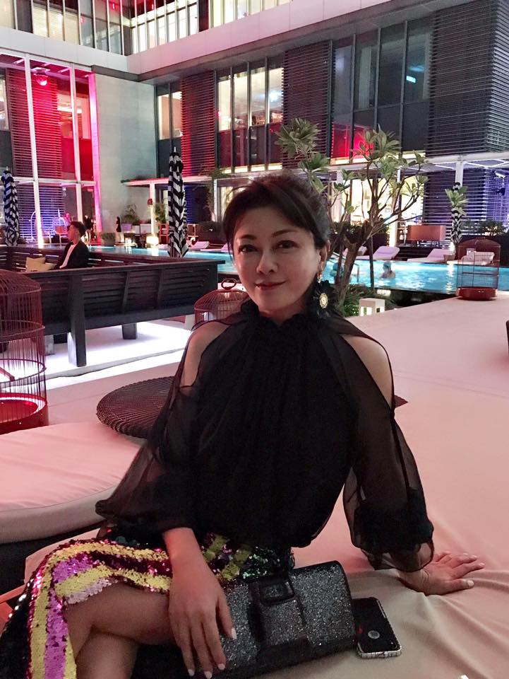 孟耿如弟突然走了...葛蕾送大擁抱！淚崩「沒見到哥最後一面」不敢讓年邁媽知道：怕她承受不了