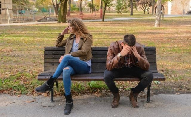 這對夫妻婚姻「僅維持3分鐘」打破最短紀錄！原來打敗婚姻的，是你「不懂尊重我」