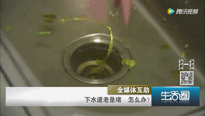 滿屋子頭髮難清理？只要「一根皮筋」全搞定，家裡一根髮絲都沒有