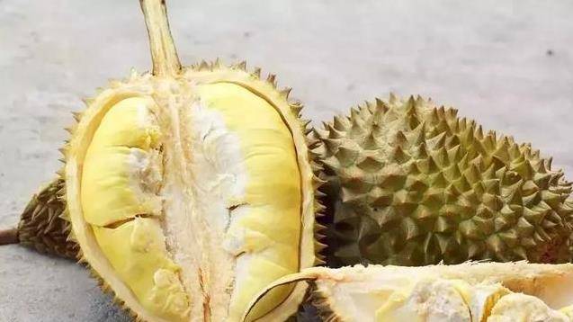 尿酸高的人！晚上睡覺有4種表現「3種鹼性水果」換著吃　尿酸悄悄降下來