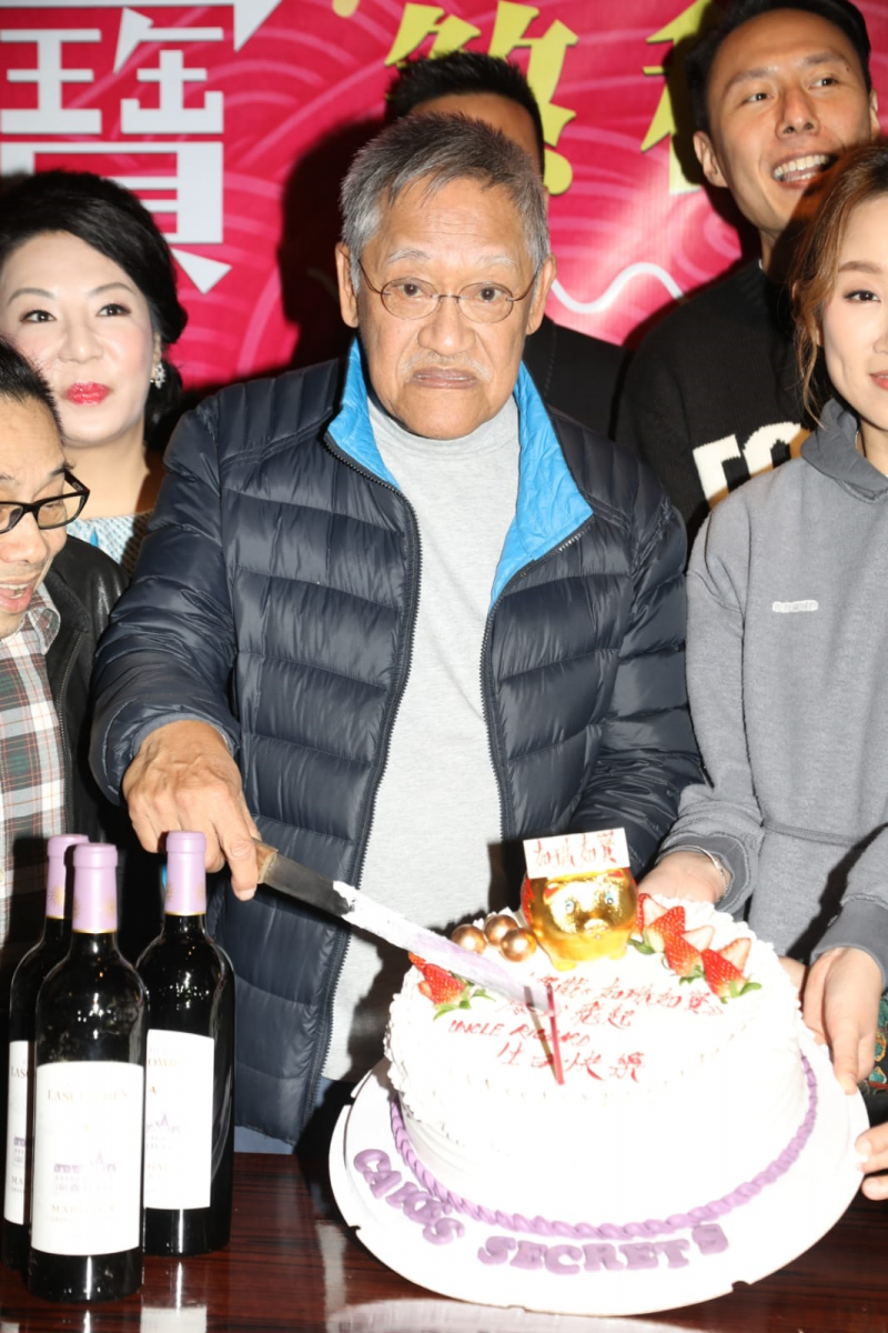 身家35億！香港男星「拍1部戲買1棟樓」錢多到花不完　兒子想婚「卻被女方爸媽嫌窮」