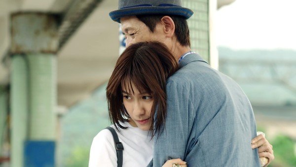 命中註定是父女！阿西告白領養愛女「不要覺得虧欠我」　心疼她「懂事只想報答」感情早超過親生