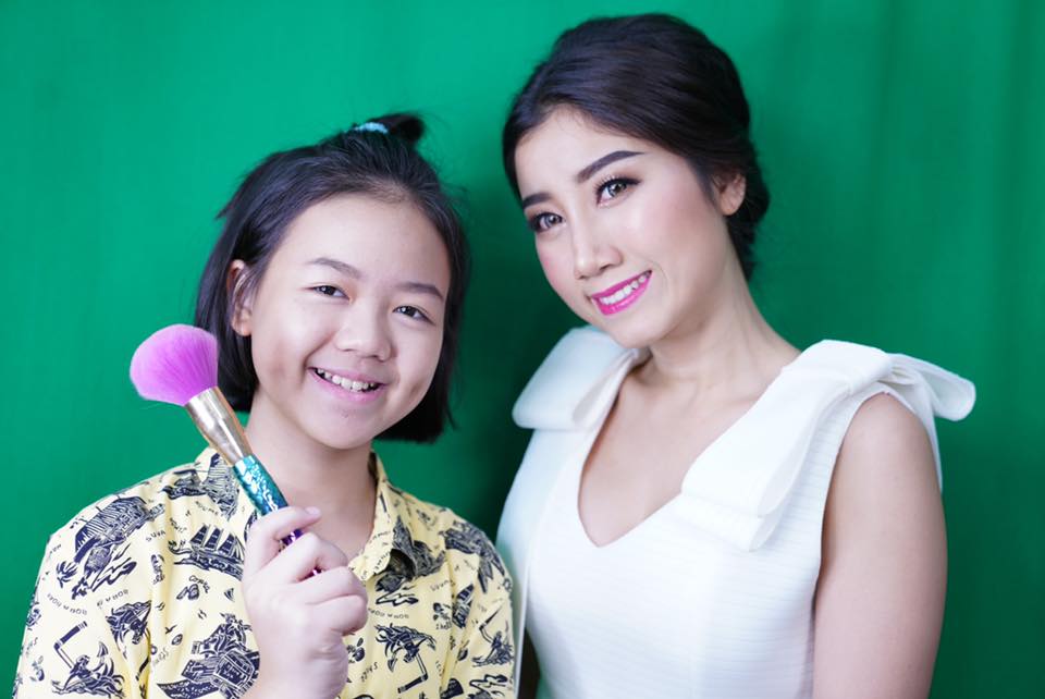 5歲當上網紅！小女孩「從小立志當化妝師」11歲就站上國際　12歲生日「買BMW送自己」全球讚翻