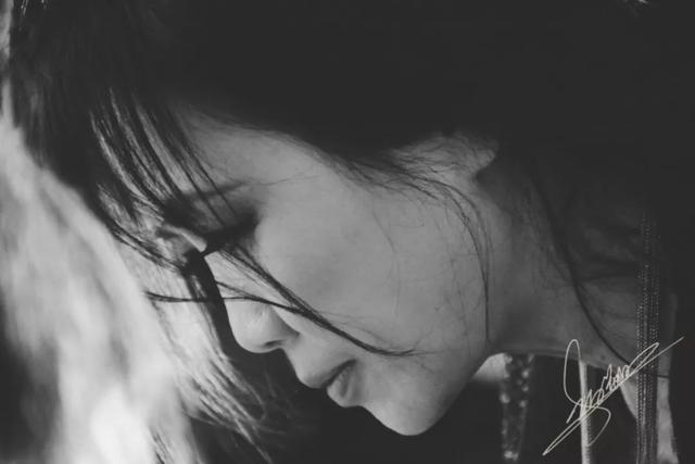 樂壇天籟「為愛淡出成全職太太」2次婚姻失敗收場 皈依佛門「失聯愛女10年」61歲霸氣復出