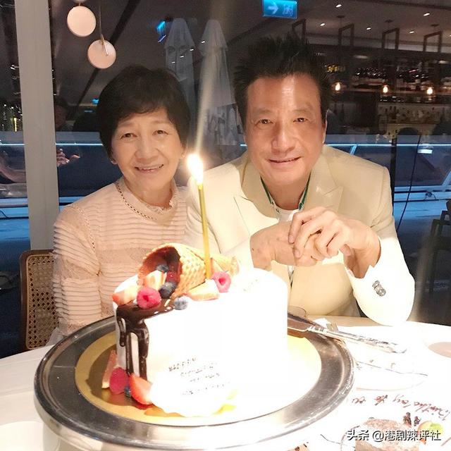 《天龍八部》石修「結婚只拍一張婚紗照」夫妻情深41年　「罹怪病3年體重爆瘦」難忘鄭少秋救命恩