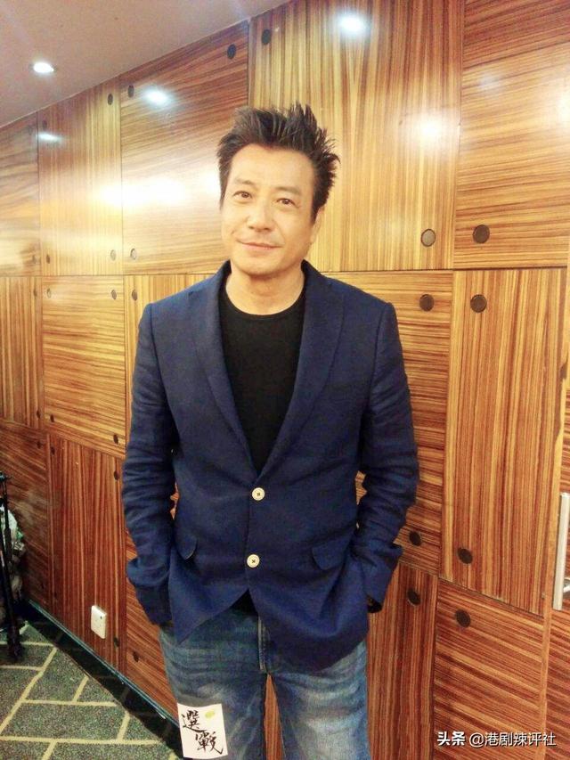 《天龍八部》石修「結婚只拍一張婚紗照」夫妻情深41年　「罹怪病3年體重爆瘦」難忘鄭少秋救命恩