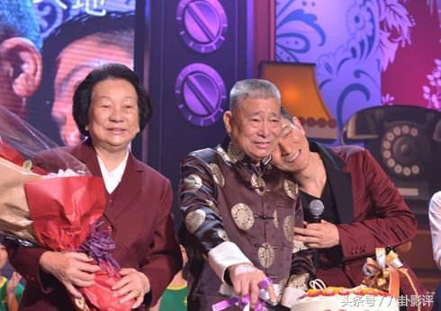 身價百億！劉德華父母「穿著簡陋樸素」連布鞋都不到100元　盡孝道「和爸媽當鄰居」隨時提醒自己：做人不忘本