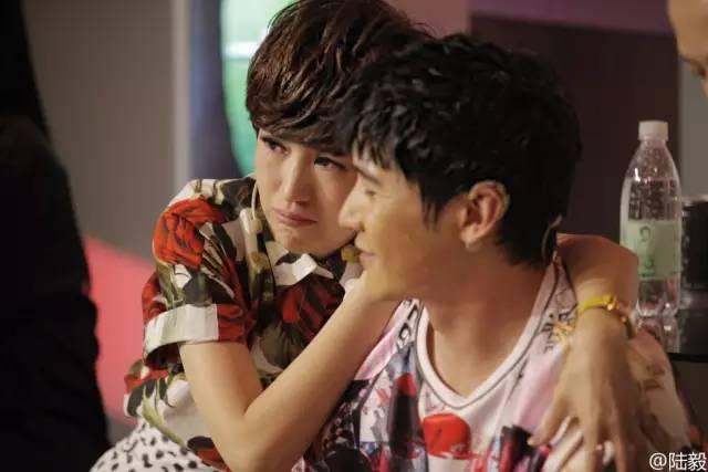 「為愛當全職主婦」掌財政大權投資賺的錢比老公多　相戀20年「與婆婆同住」始終感恩最美童話