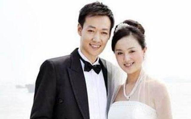 他曾被酸「靠妻上位」用實力說話！婚後為孩子放棄巨額片酬  如今「恩愛24年」一家三口幸福惹人羨