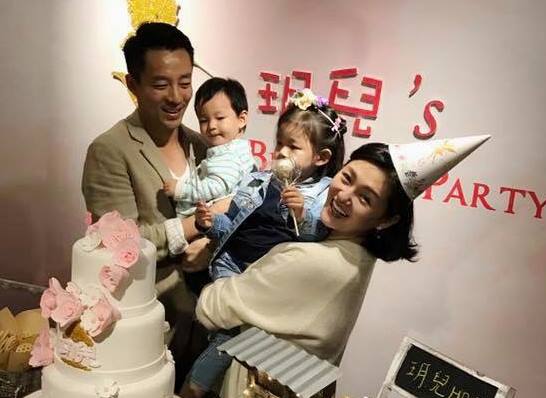 大S「2歲兒子近照」罕見曝光! 俊俏臉龐「五官超立體」網暴動:弟弟好帥